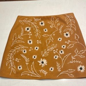 Altar’s state suede skirt. Size medium. Excellent condition